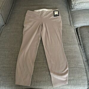 Under Armour leggings.